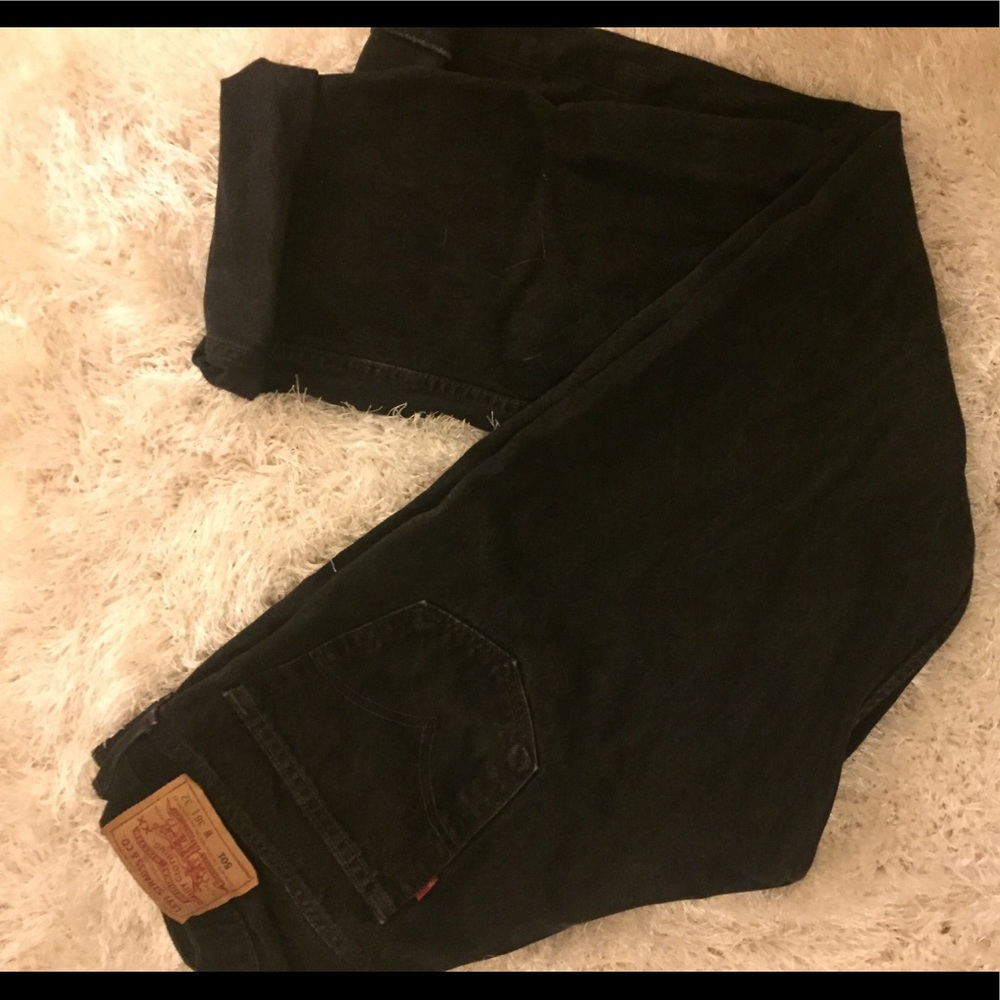 Black high waisted vintage 501 Levi’s